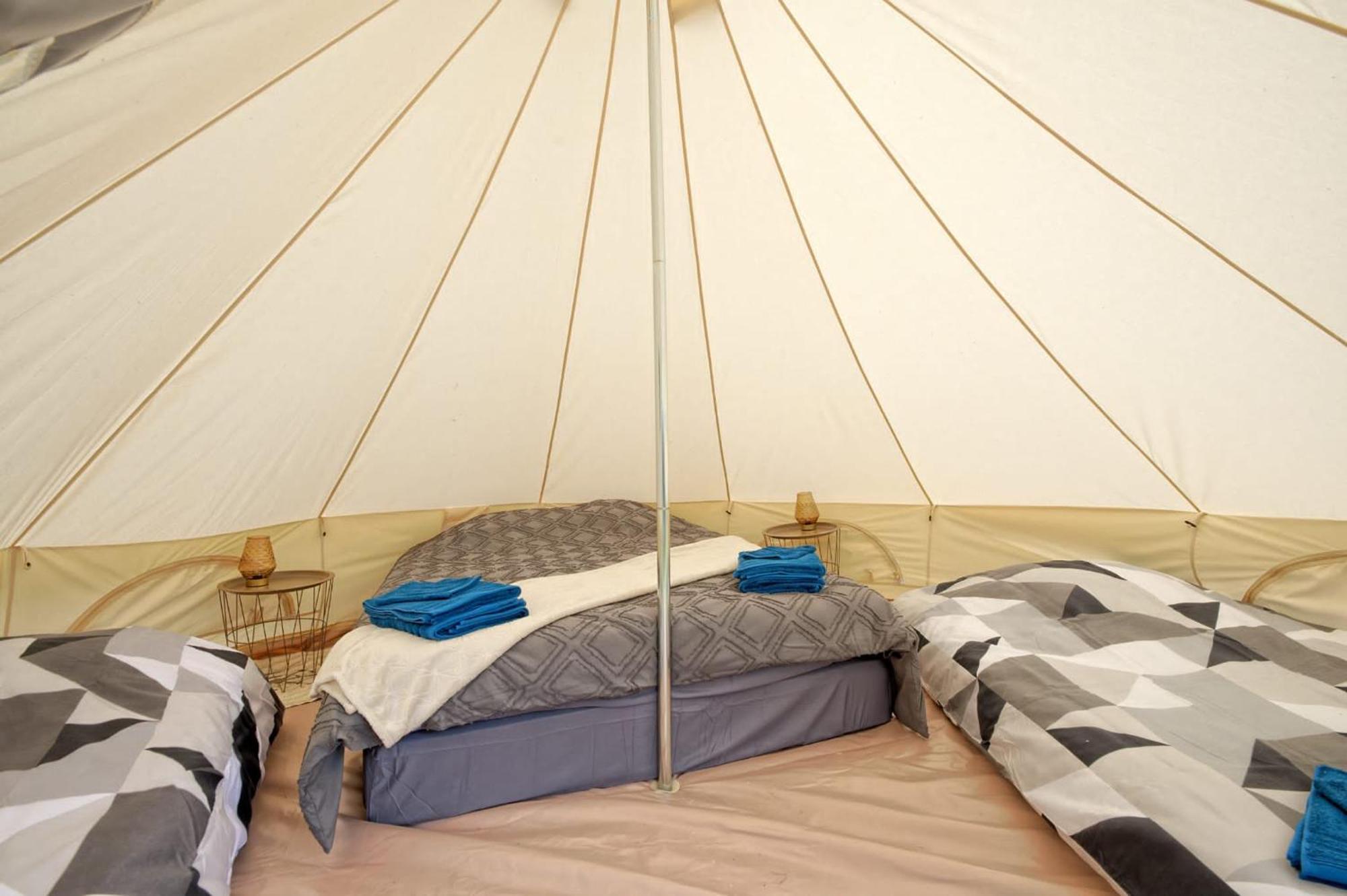 Tipi Experience L'Echappee Belle Saint-Maudez Exterior foto